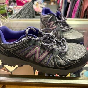 New Balance Women's Athletic Shoes in Gray and Purple
